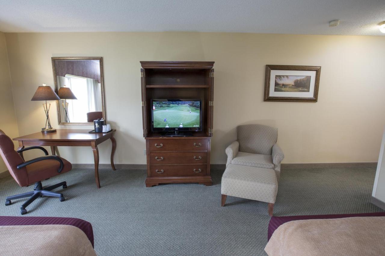 Swan Lake Resort Plymouth Habitación foto